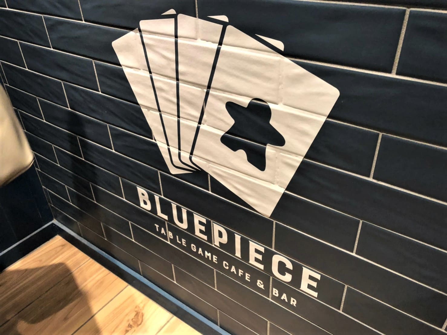 GameCafe&Bar BLUE PIECE（ブルーピース）の店舗情報【新宿 ボードゲームカフェ】